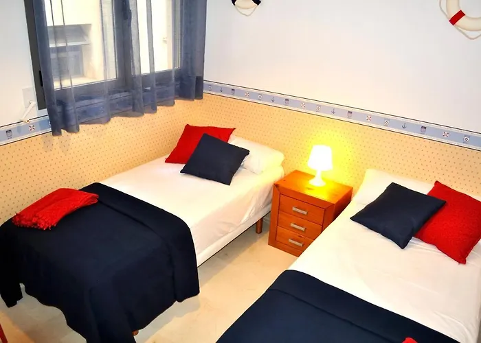 Marina Raset, 3 Dormitorios, Centro, By Bookindenia Apartman