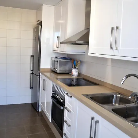 Marina Raset, 3 Dormitorios, Centro, By Bookindenia * دينايا